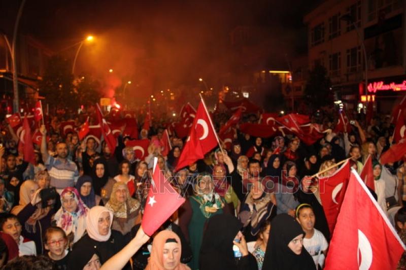 Akyazıda Demokrasiye Saygı Nöbetinde 3. Gün 