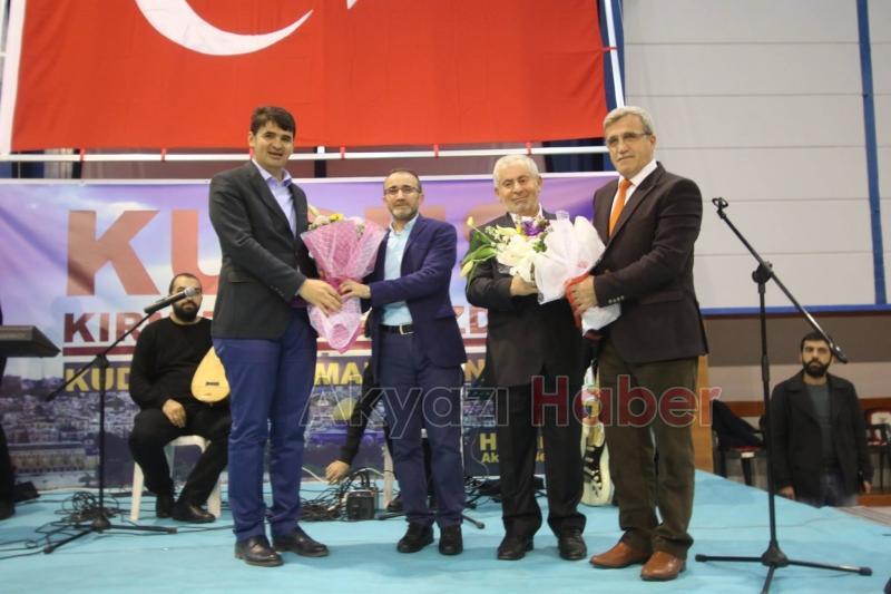 AKYAZIDA DUALARLA KUDÜS GECESİ