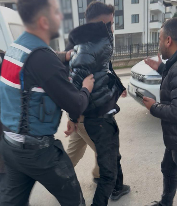 Akyazı’da dün akşam meydana gelen olay tartışma başlattı 