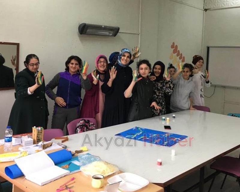 Akyazıda Dünya Otizm Farkındalık Günü kutlandı