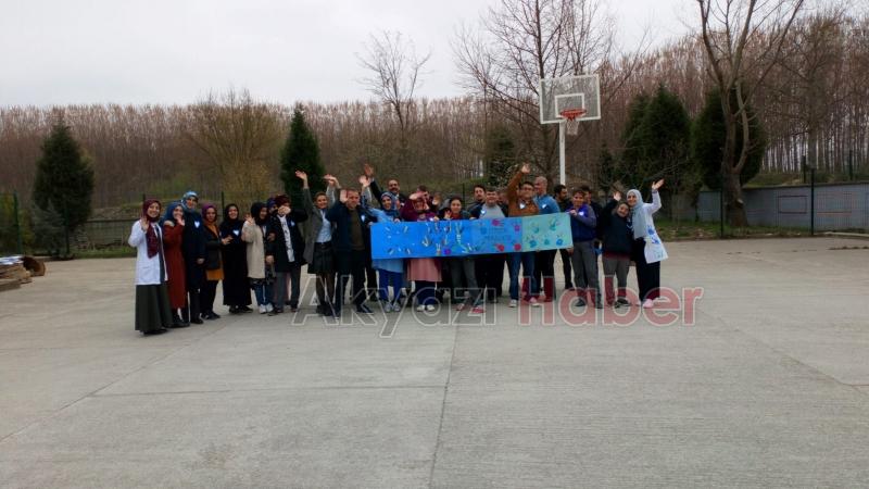 Akyazıda Dünya Otizm Farkındalık Günü kutlandı