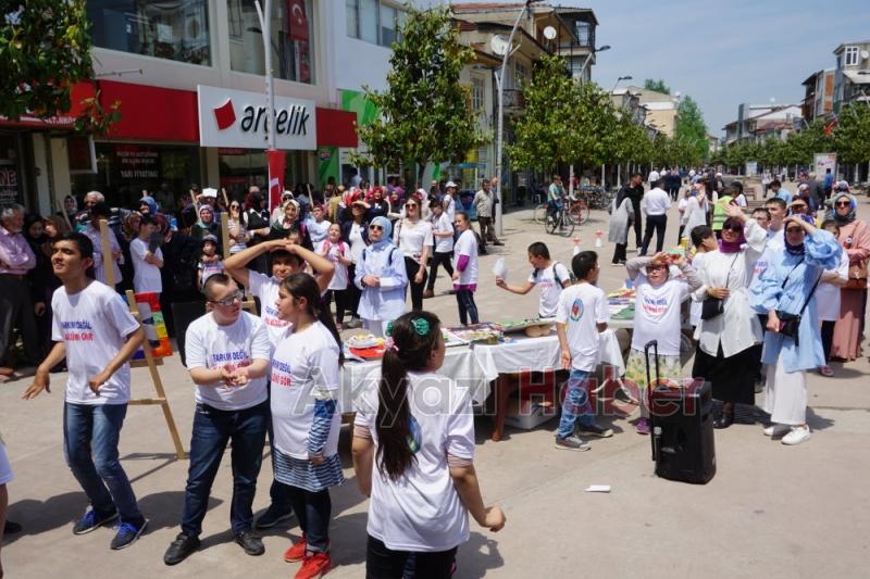 Akyazıda Engelliler Haftası Kutlandı