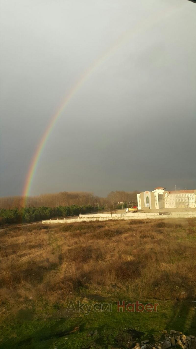 Akyazı’da Gökkuşağı Manzarası