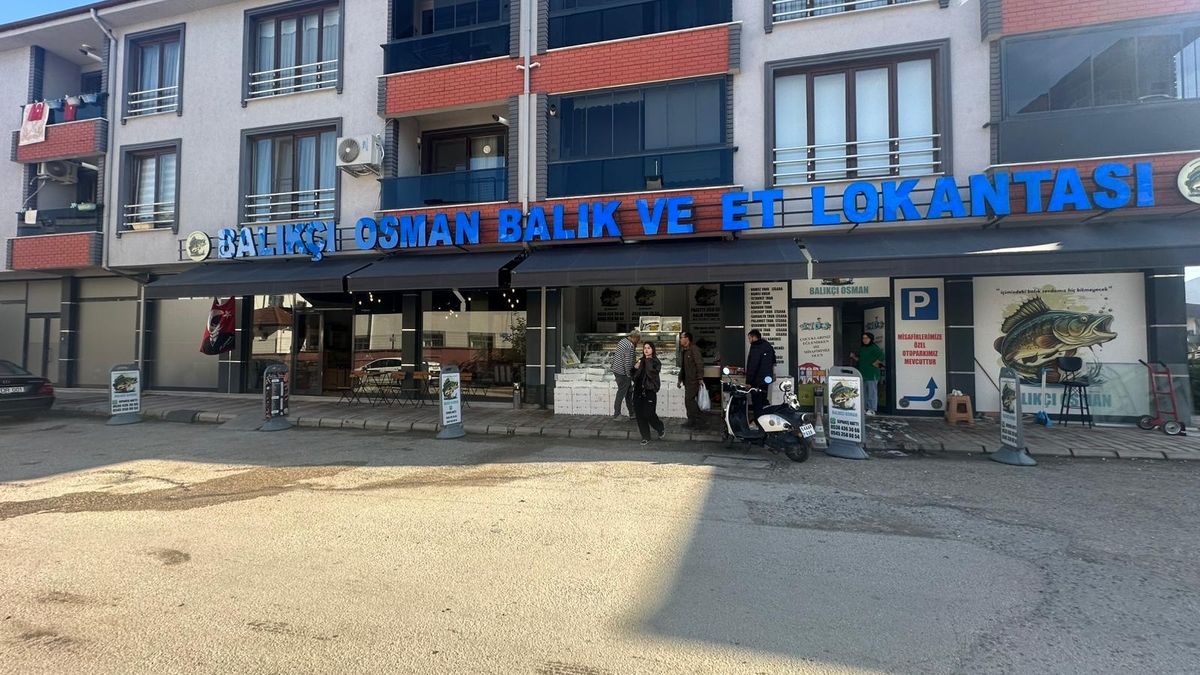 Akyazı’da Hamsi Fiyatında Şok! Tazelikte Lider Balıkçı Osman