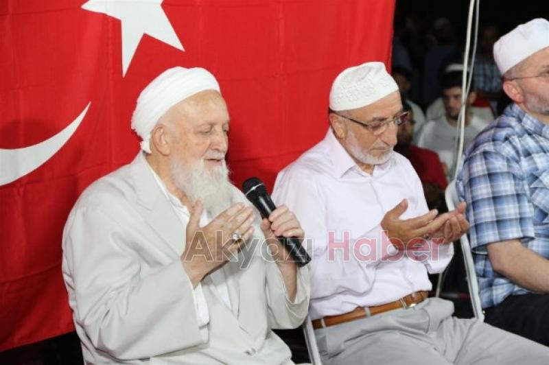 AKYAZIDA İKİNCİ EMRE KADAR MİLLİ İRADE VE DEMOKRASİ NÖBETİ SÜRÜYOR