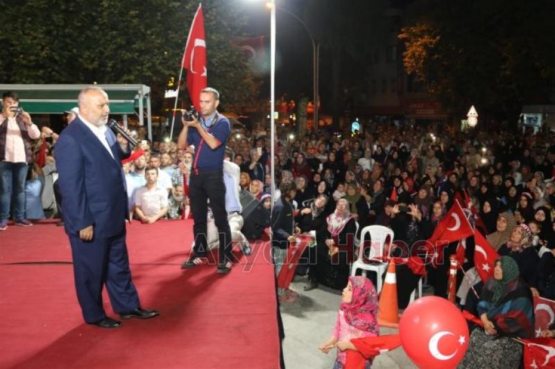AKYAZIDA İKİNCİ EMRE KADAR MİLLİ İRADE VE DEMOKRASİ NÖBETİ SÜRÜYOR