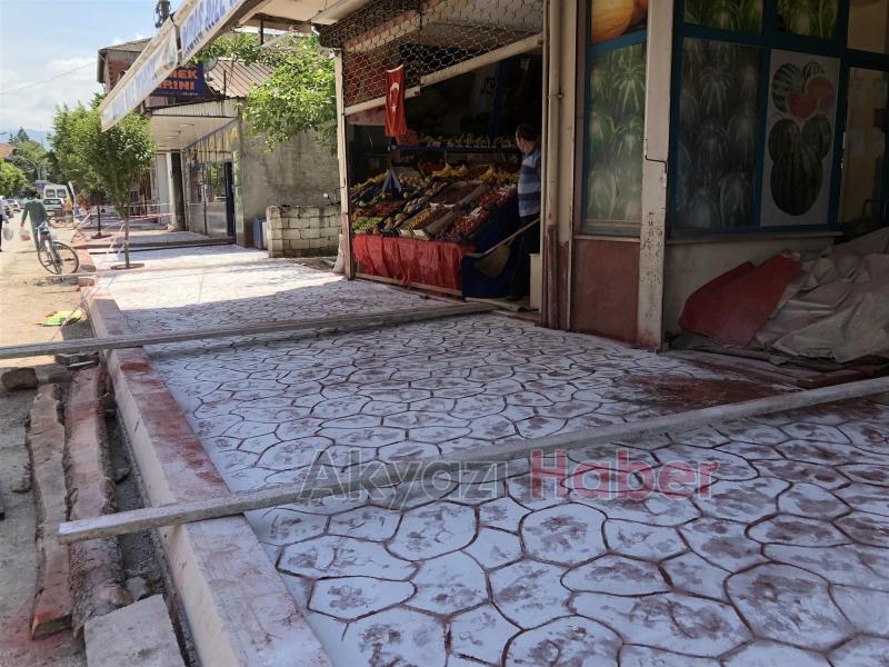 Akyazı’da İlçe Merkezi Yenileniyor