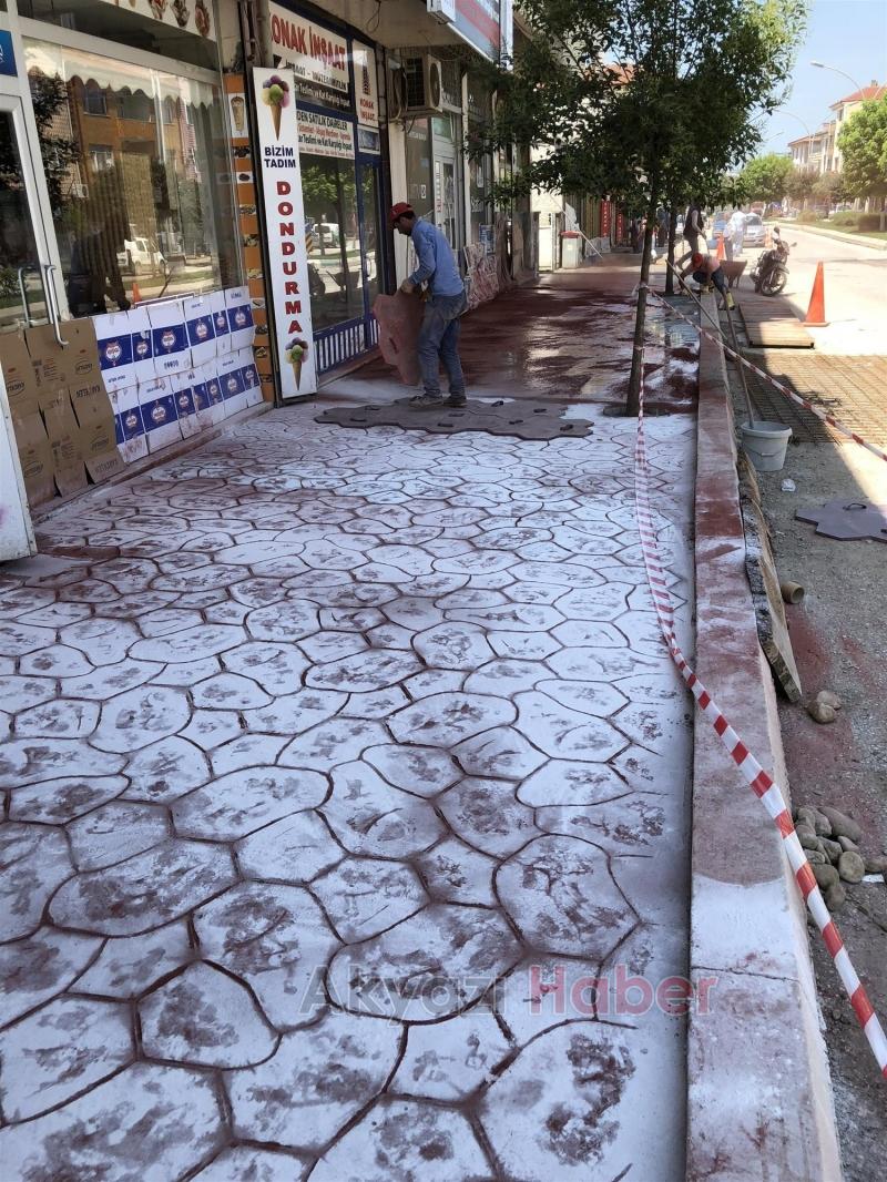 Akyazı’da İlçe Merkezi Yenileniyor