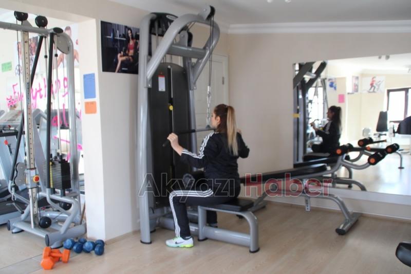 Akyazı’da İlk ve Tek Kişiye Özel Program Yapan Profesyonel Bayan Fitness Salonu 