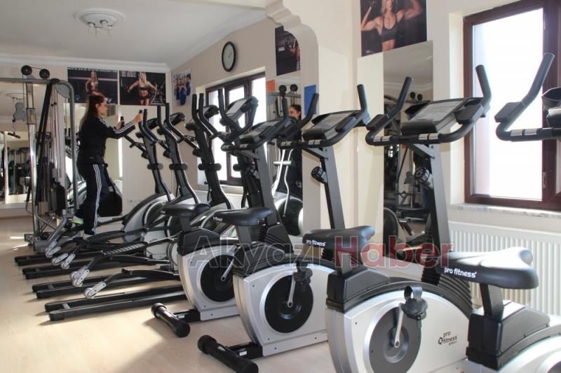 Akyazı’da İlk ve Tek Kişiye Özel Program Yapan Profesyonel Bayan Fitness Salonu 