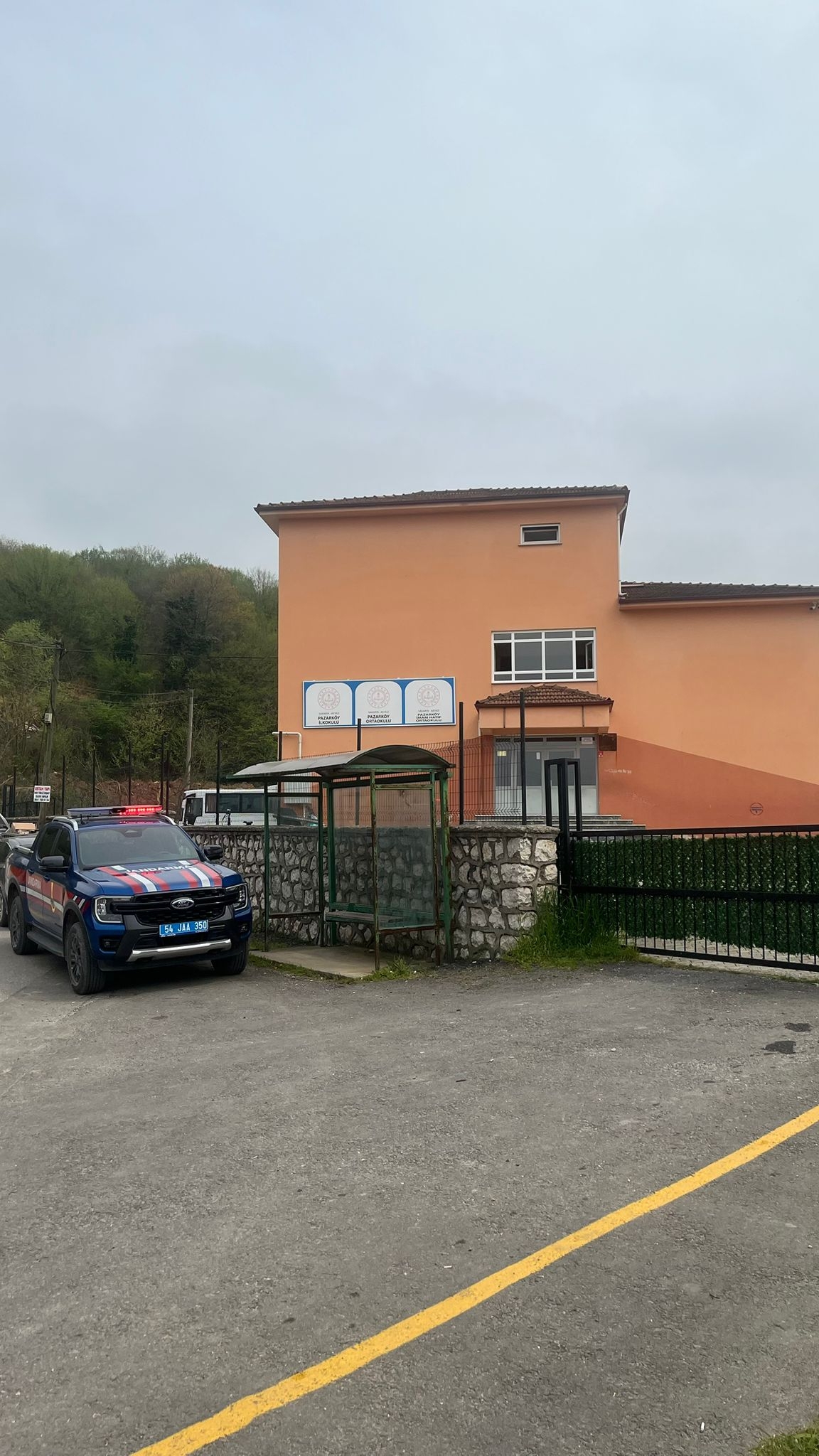 Akyazı’da jandarmadan okul çevrelerinde önlem