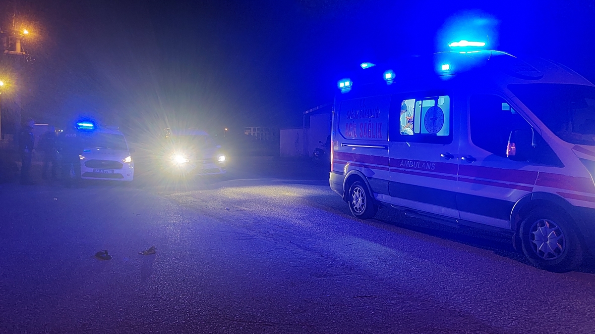 Akyazı’da Kavga Kanlı Bitti: 1 Kişi Hayatını Kaybetti