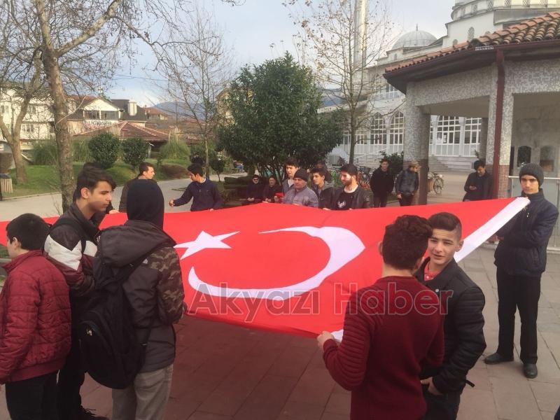   Akyazı’da Mehmetçiğe Destek Yürüyüşü Düzenlendi