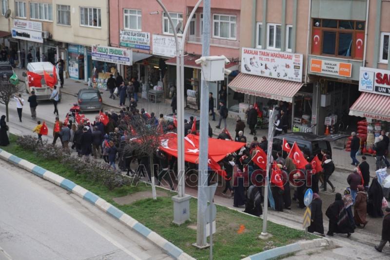   Akyazı’da Mehmetçiğe Destek Yürüyüşü Düzenlendi