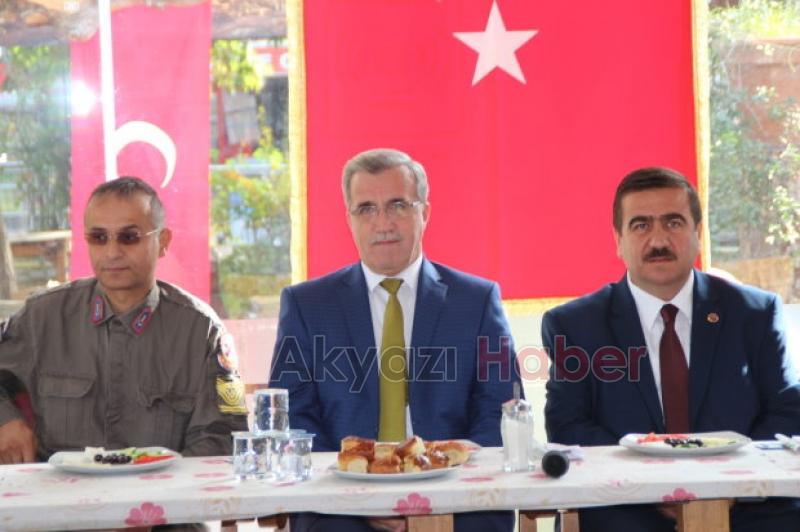 Akyazı’da Muhtarlar Günü Kutlandı