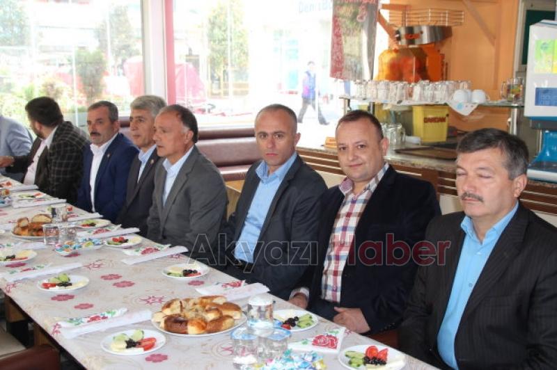 Akyazı’da Muhtarlar Günü Kutlandı