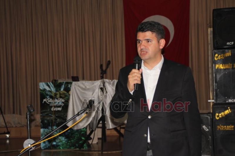 Akyazı'da Muhtarlar Yemek Etkinliğinde Buluştu