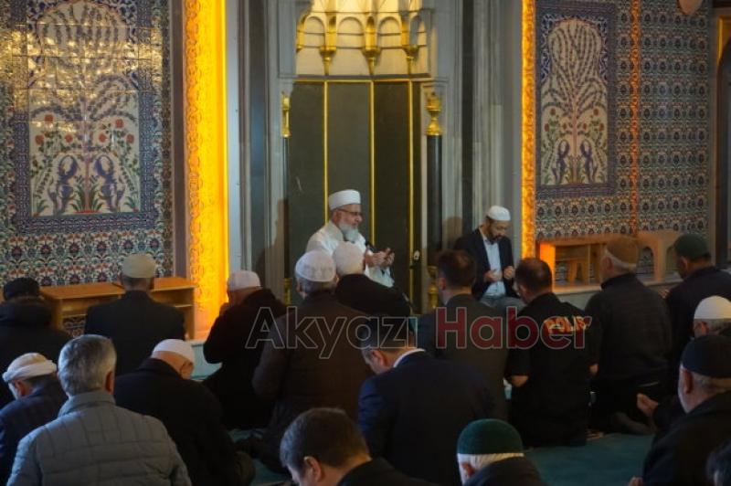 Akyazıda Polis Haftası nedeniyle Şehitlerimiz İçin Kuranı Kerim okundu