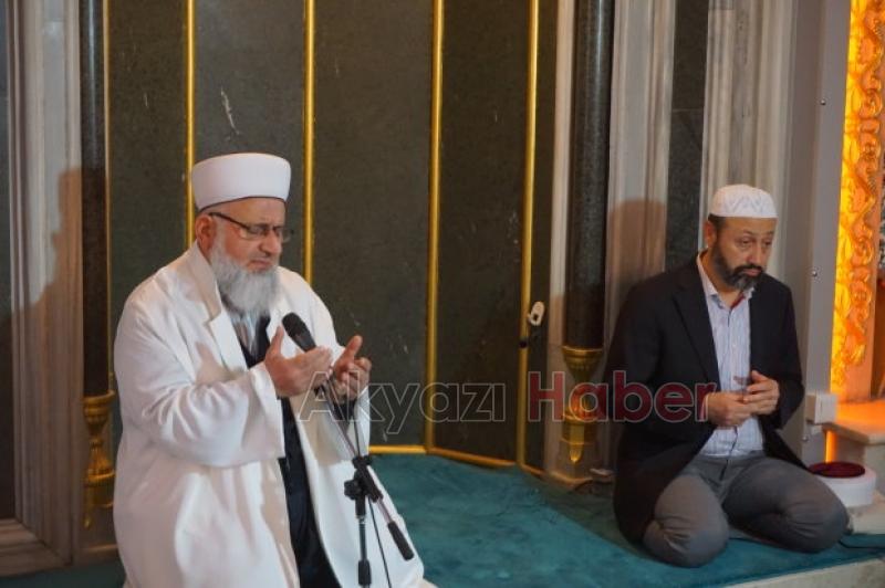 Akyazıda Polis Haftası nedeniyle Şehitlerimiz İçin Kuranı Kerim okundu