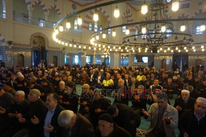 Akyazıda Polis Haftası nedeniyle Şehitlerimiz İçin Kuranı Kerim okundu