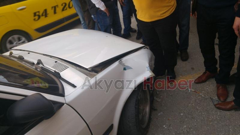 Akyazıda Polis Operasyonuyla Kıskıvrak Yakalandılar