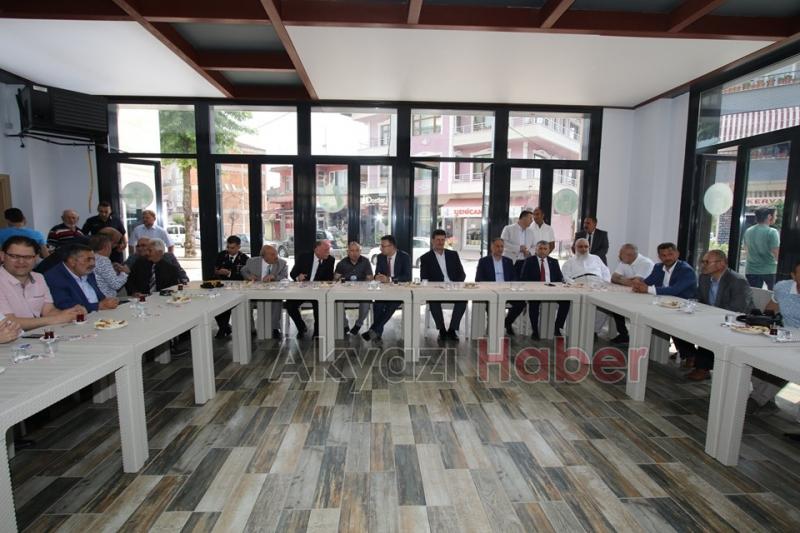 Akyazıda Protokol Bayramlaştı