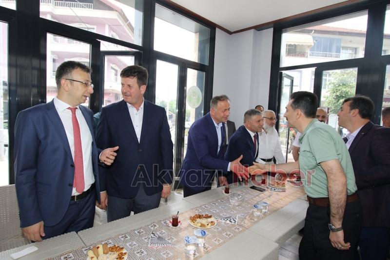 Akyazıda Protokol Bayramlaştı