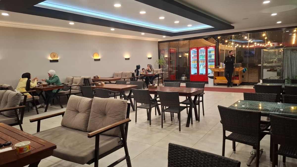 Akyazı’da Ramazan’ın En Dolu ve En Lezzetli İftar Sofrası: Hacıoğulları Restoran