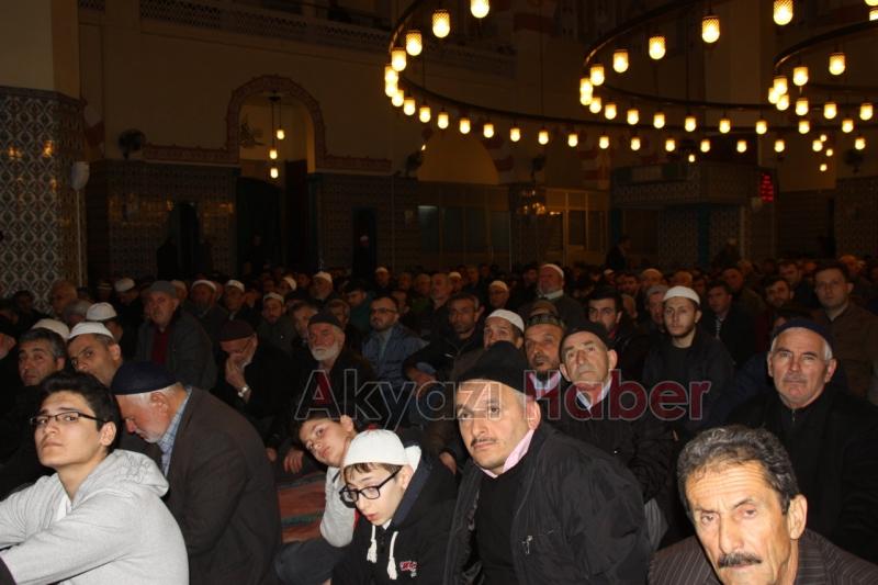 Akyazı’da Regaip Kandili Çoşkusu