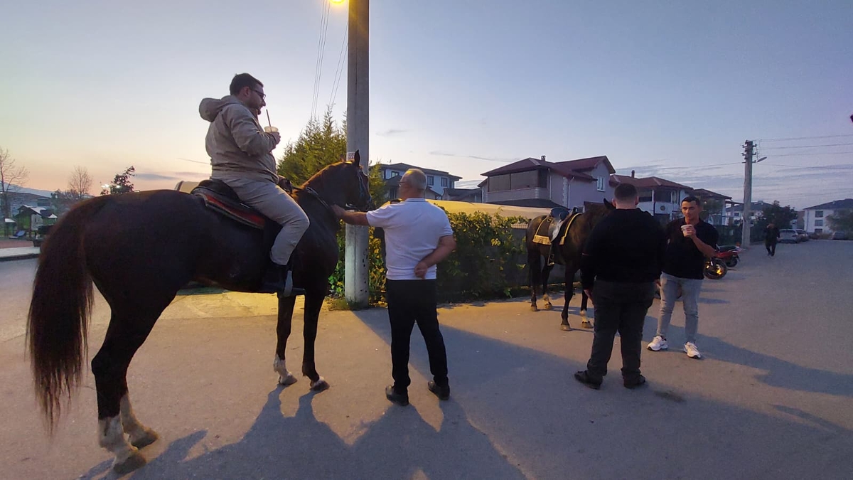 Akyazı’da renkli görüntüler