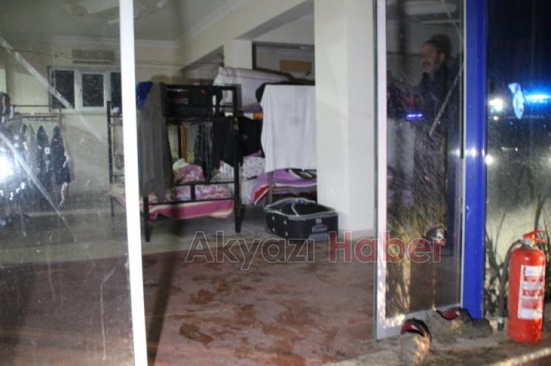 Akyazıda Silahı Saldırı 1 Yaralı