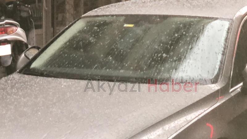 Akyazıda sulu kar sürprizi