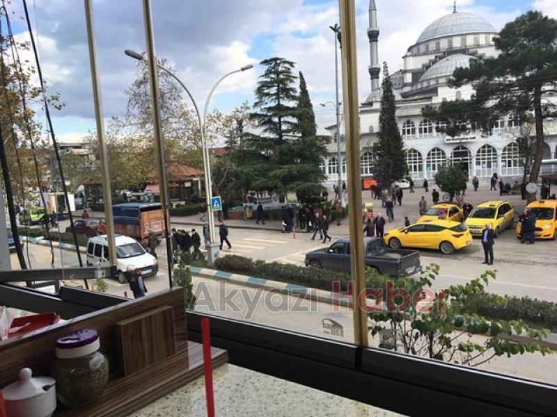 Akyazı’da Sürücüler Yayalara Öncelik Tanımıyor