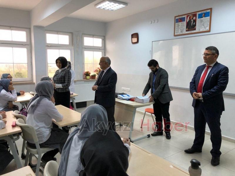 Akyazıda TIMSS sınavı yapıldı
