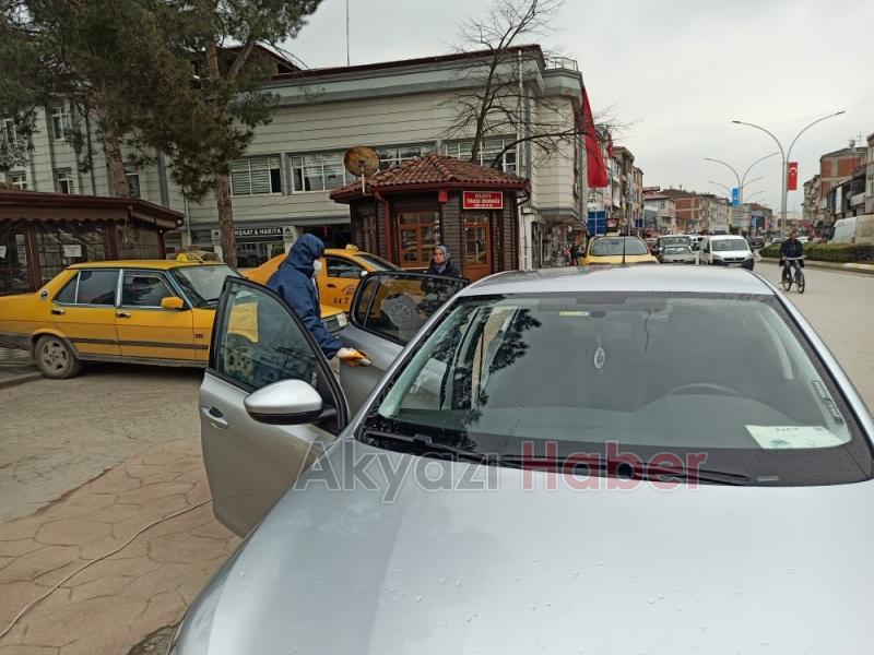 Akyazıda Ücretsiz Dezenfekte Noktası Kuruldu