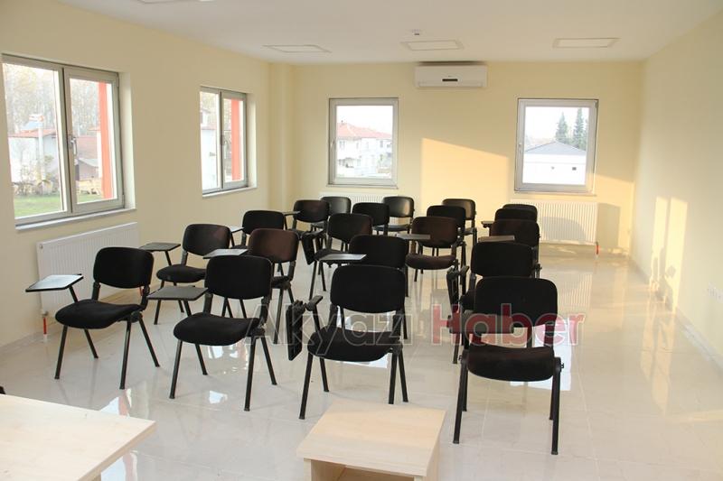 Akyazı'da yatırımlar sürüyor