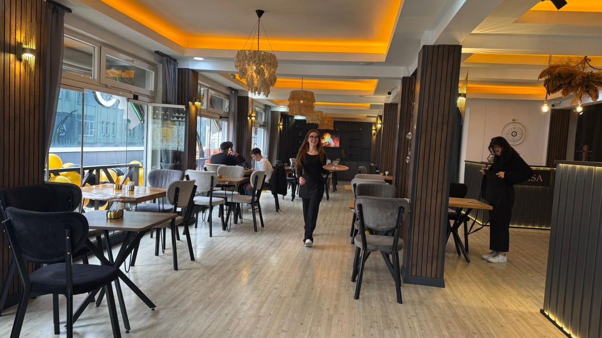 Akyazı’da Yeni Bir Lezzet Durağı: Star Cafe Kapılarını Açtı!