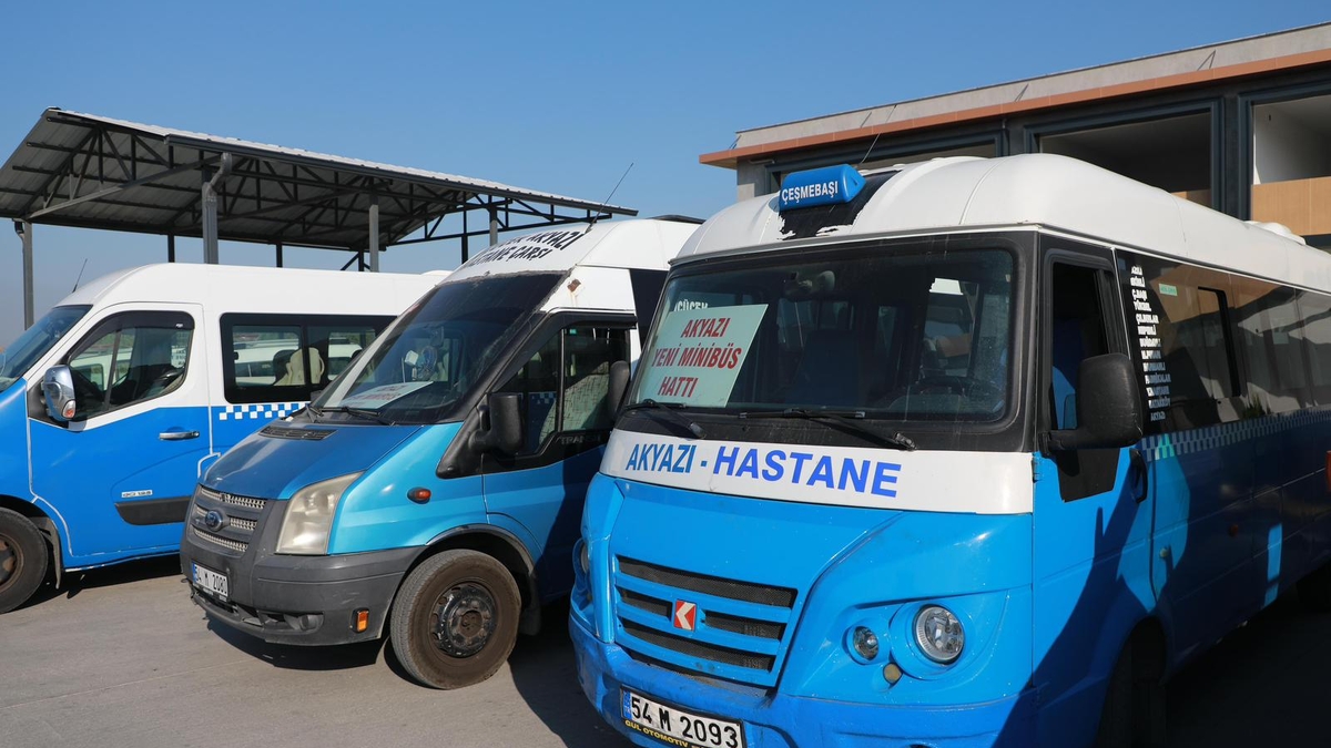 Akyazı’da yeni minibüs hattı seferlerine başladı