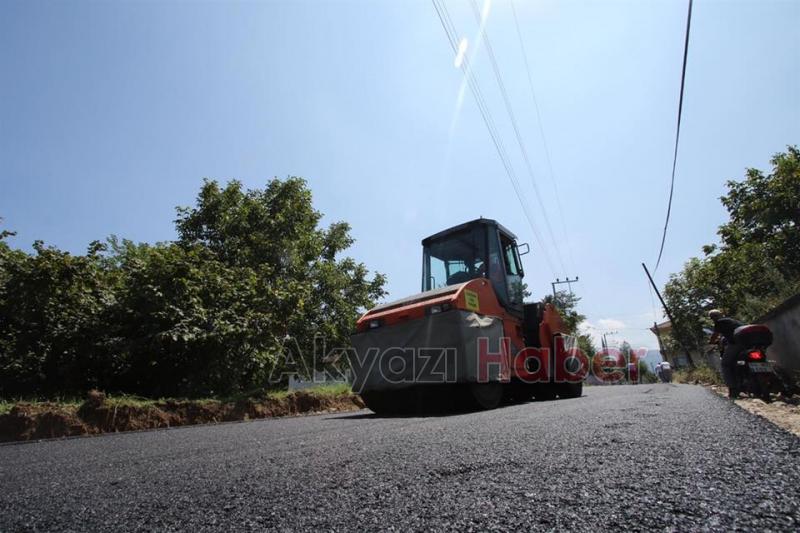 AKYAZIDA YOLLAR SICAK ASFALT İLE BULUŞTU