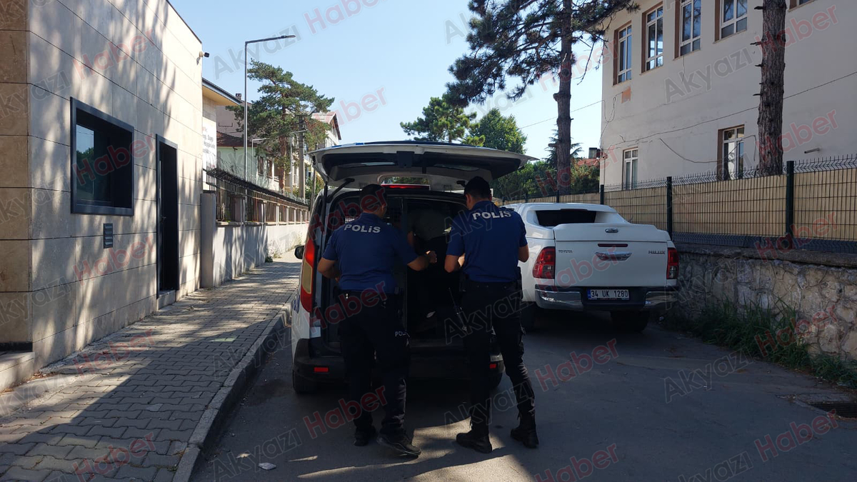 Akyazı’da Zehir Tacirlerine Geçit Yok