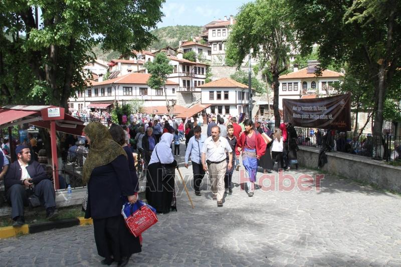 AKYAZI’DAN GÖYNÜK’E GÖNÜL BAĞI TAZELENDİ