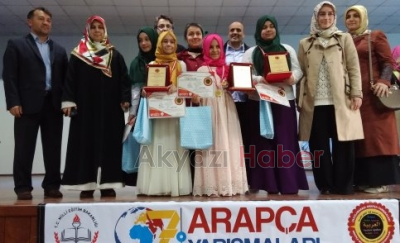 Akyazı İmam Hatip Orta Okulu 30 Şampiyonluk