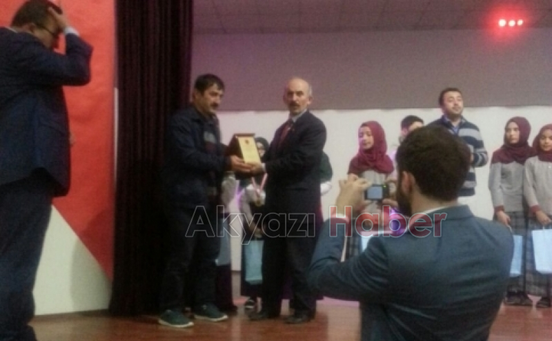 Akyazı İmam Hatip Orta Okulu 30 Şampiyonluk