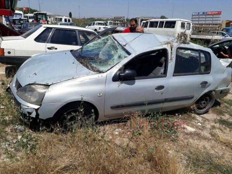 Akyazılı Aile Kütahyada Kaza Geçirdi