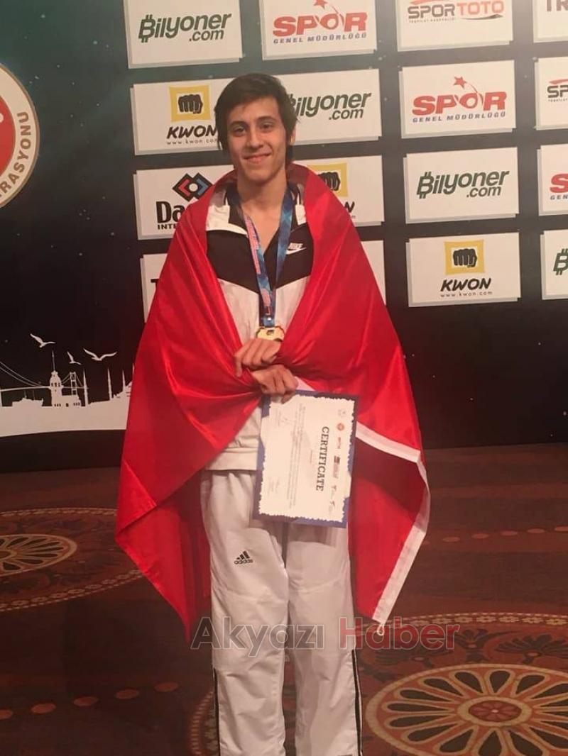 Akyazılı Alper'den büyük başarı