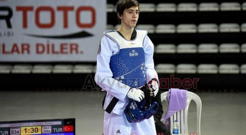 Akyazılı Alper'den büyük başarı