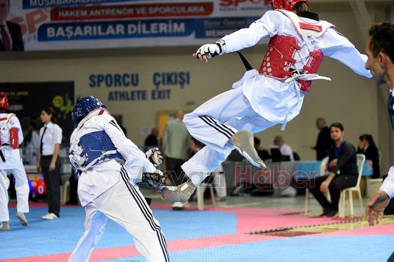 Akyazılı Alper'den büyük başarı