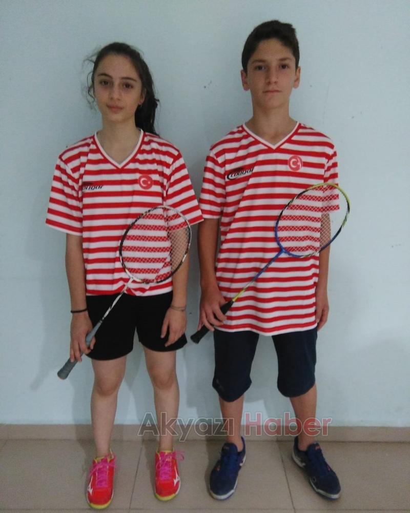 Akyazılı  Badmintonculardan Milli gurur