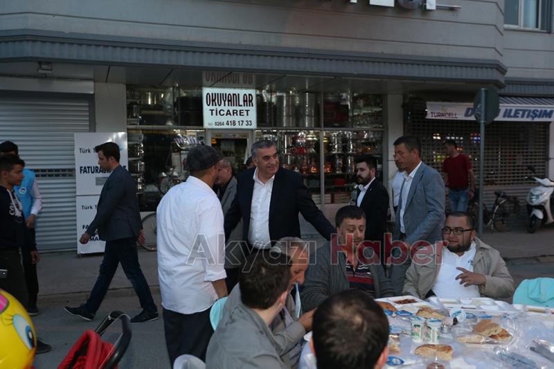 Akyazılı binler gönül sofralarında buluştu