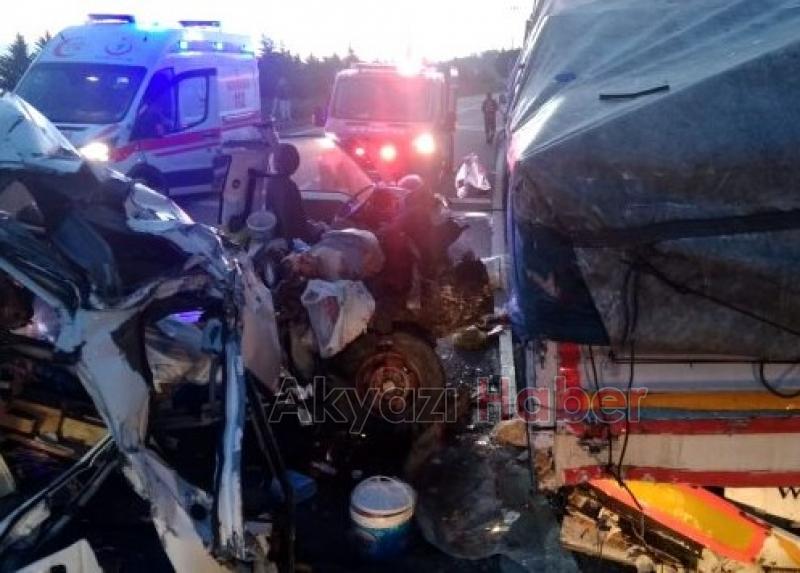 Akyazılı çift feci kazada öldü